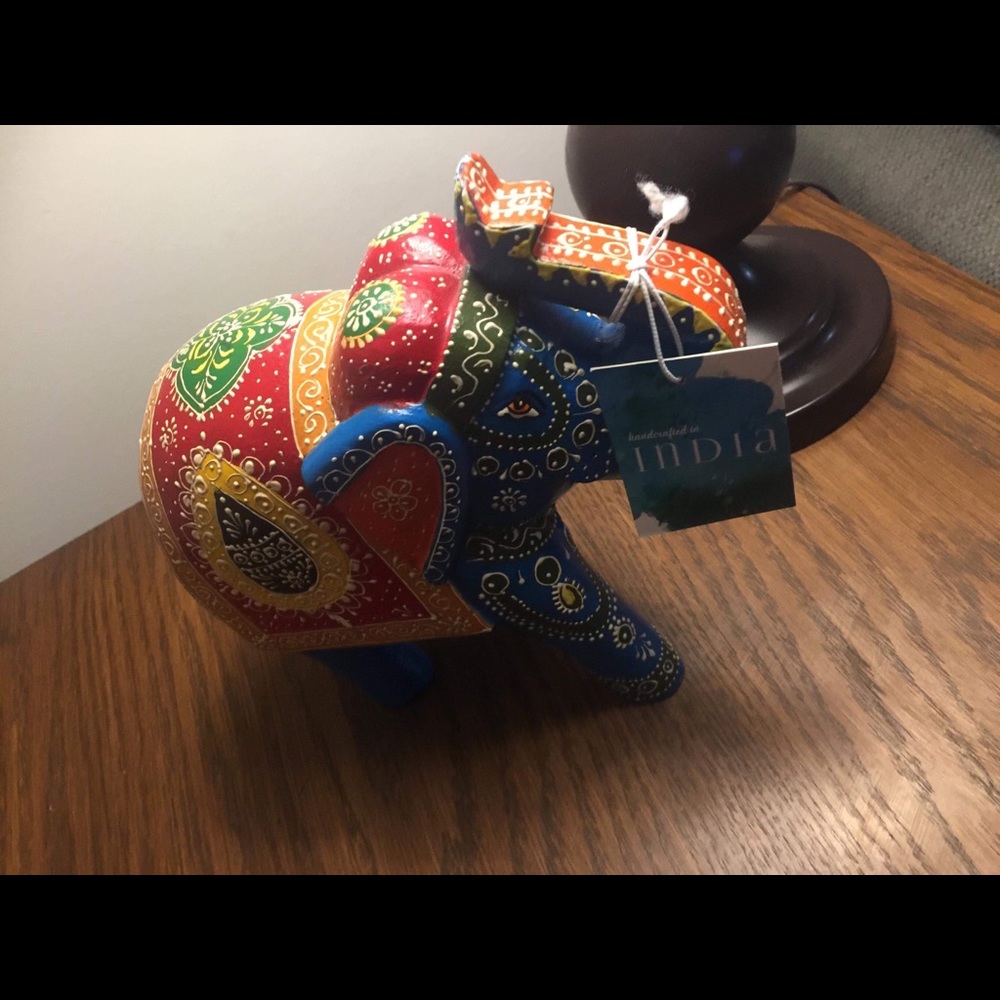 Elephant statue - Picture 3 of 7